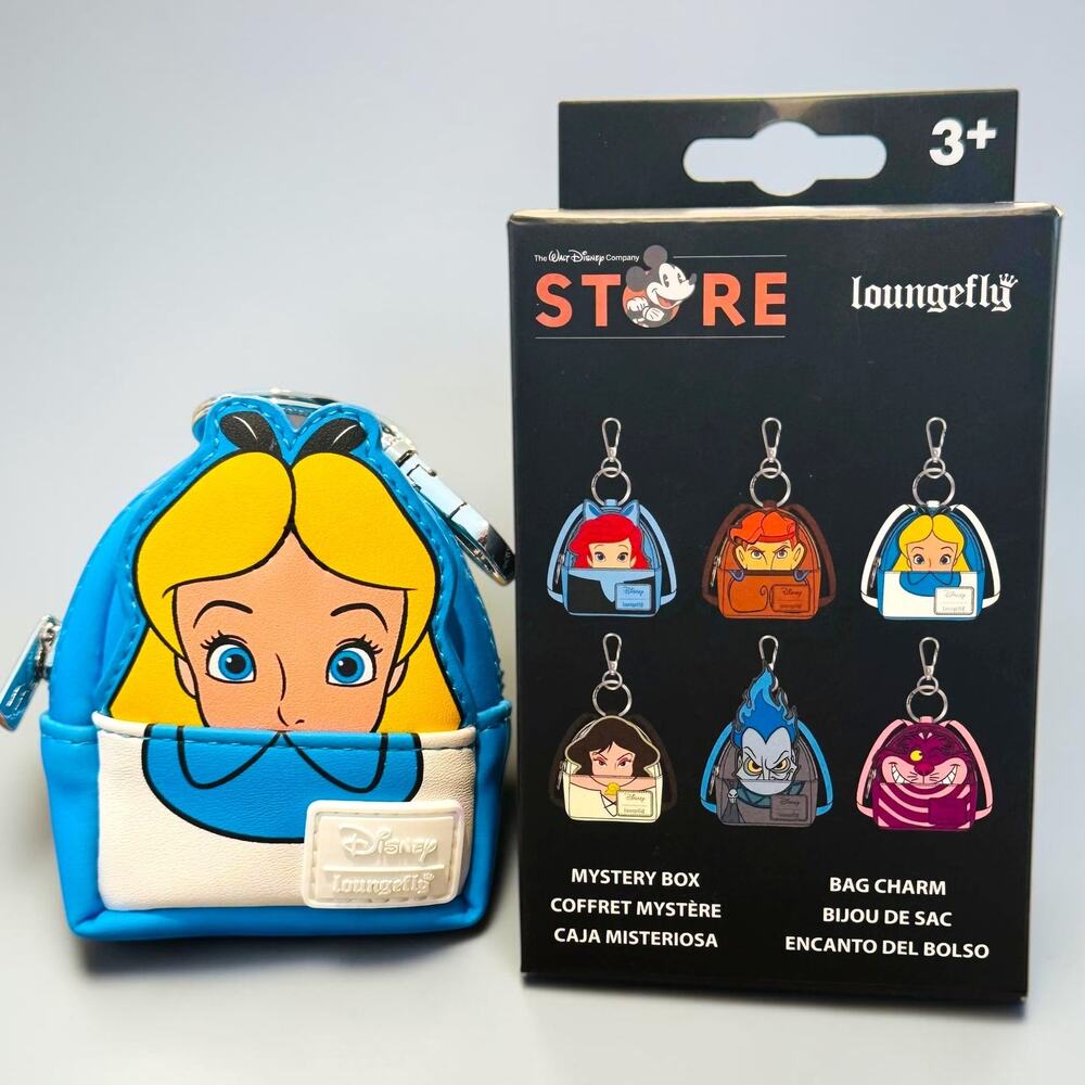 2026 Loungefly Disney D23 Exclusive Alice Mini Backpack Bag Charm New Keychain